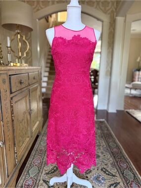 julia jordan hot pinkSleeveless Floral Lace Midi Dress